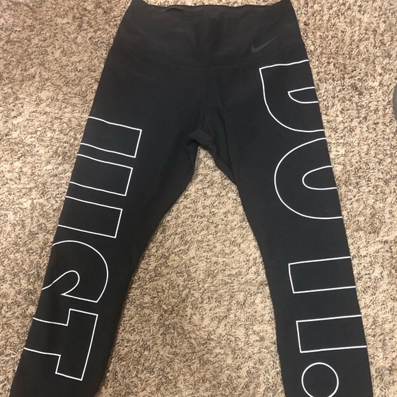 nike crop leggings. xs. in great condition - Picture 2 of 6